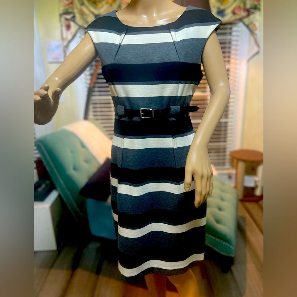 Business Dress, size 6
